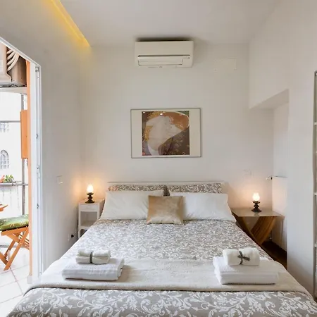 Apartament Trevi House Rzym
