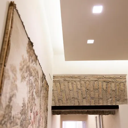 Trevi House *