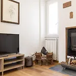 Trevi House Apartamento *