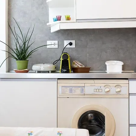 Trevi House Апартаменты
